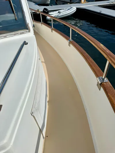 Wy Row Yacht Photos Pics 