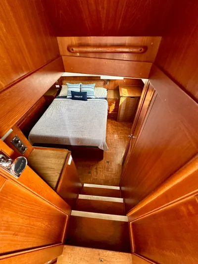 Wy Row Yacht Photos Pics 