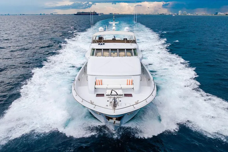 Perfect Lady Yacht Photos Pics 