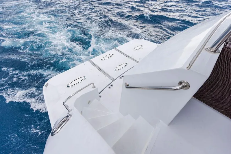 Perfect Lady Yacht Photos Pics 