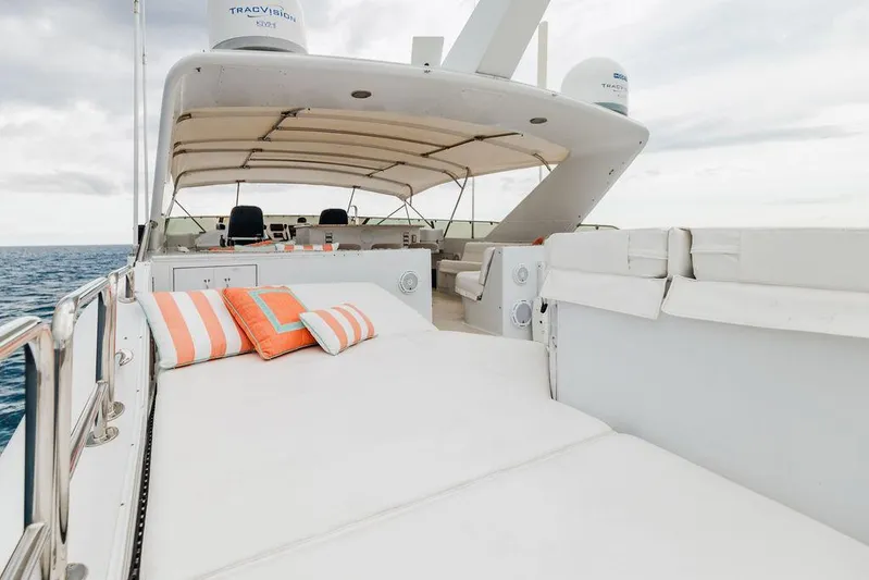 Perfect Lady Yacht Photos Pics 