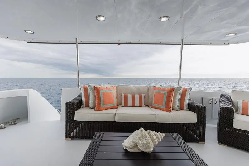 Perfect Lady Yacht Photos Pics 