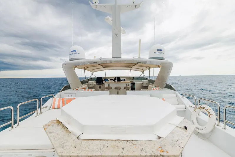 Perfect Lady Yacht Photos Pics 