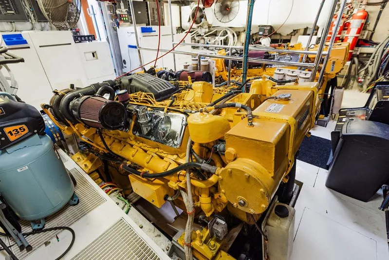 Perfect Lady Yacht Photos Pics 