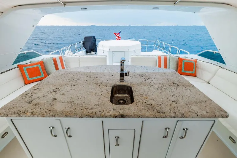 Perfect Lady Yacht Photos Pics 