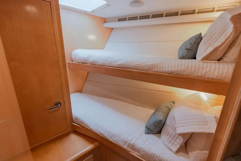 Perfect Lady Yacht Photos Pics 