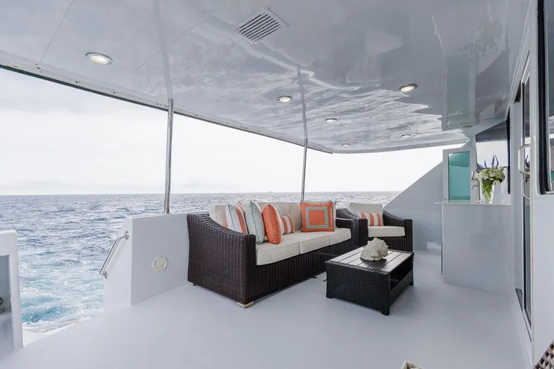 Perfect Lady Yacht Photos Pics 