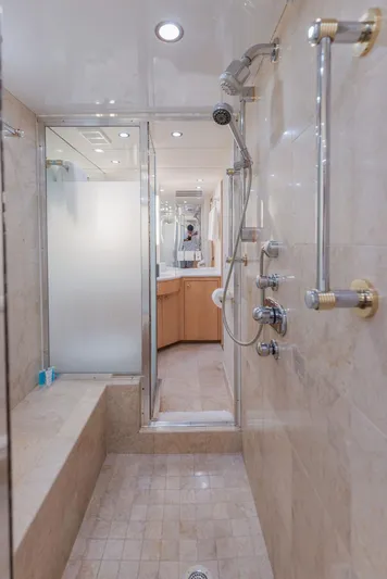 Perfect Lady Yacht Photos Pics 