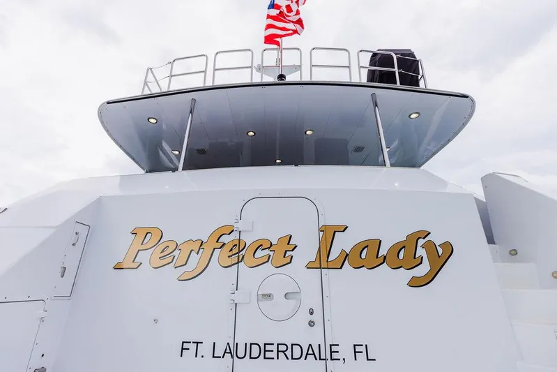 Perfect Lady Yacht Photos Pics 