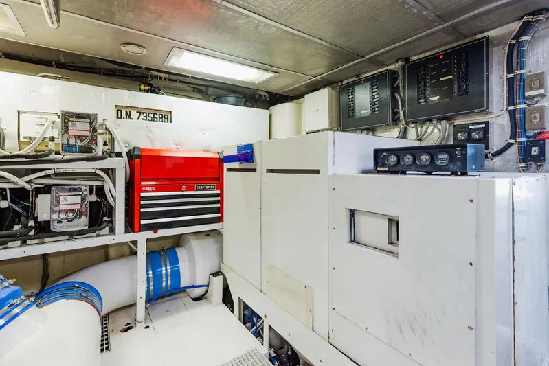 Perfect Lady Yacht Photos Pics 