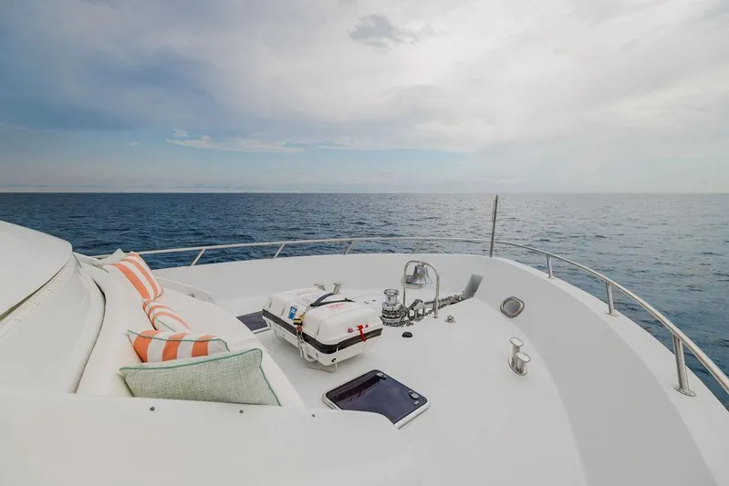 Perfect Lady Yacht Photos Pics 