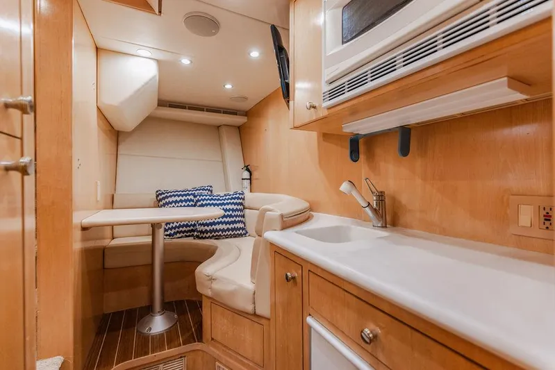 Perfect Lady Yacht Photos Pics 