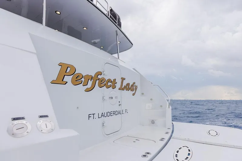 Perfect Lady Yacht Photos Pics 