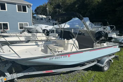 Boston Whaler 170 Montauk
