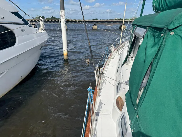 Soundwaves Yacht Photos Pics 