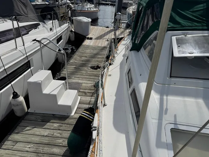 Soundwaves Yacht Photos Pics 