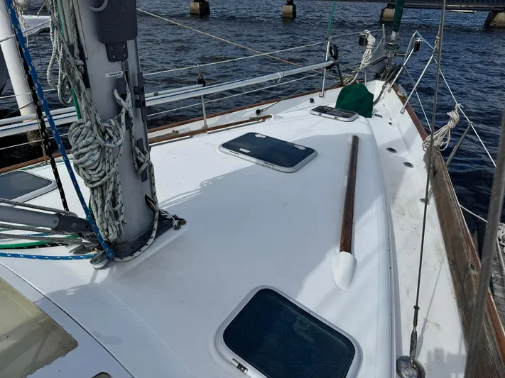 Soundwaves Yacht Photos Pics 