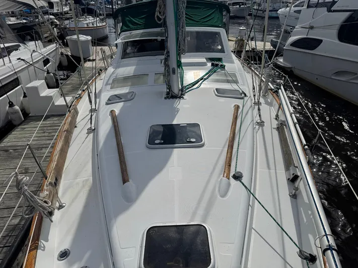 Soundwaves Yacht Photos Pics 