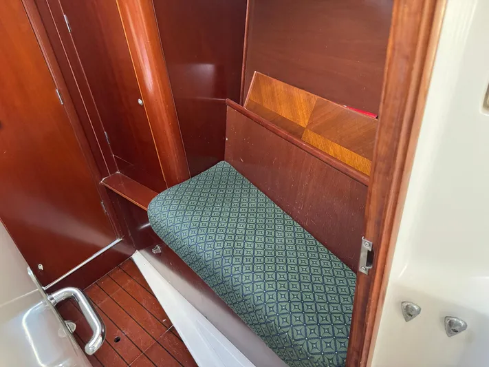 Soundwaves Yacht Photos Pics 