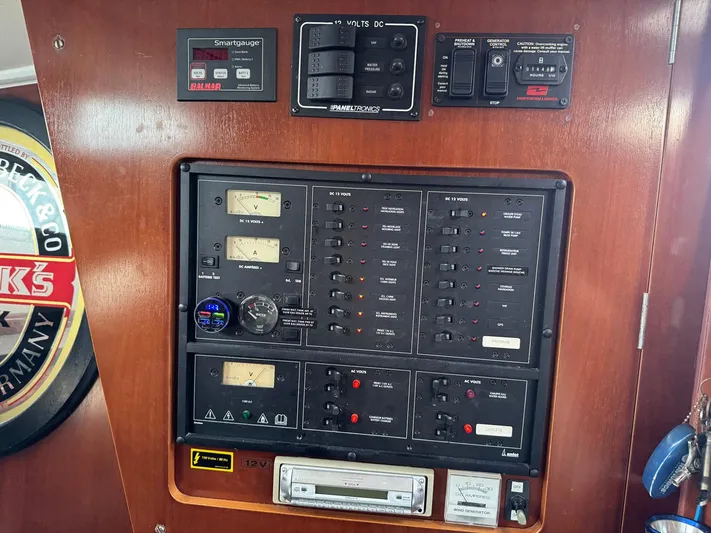 Soundwaves Yacht Photos Pics 