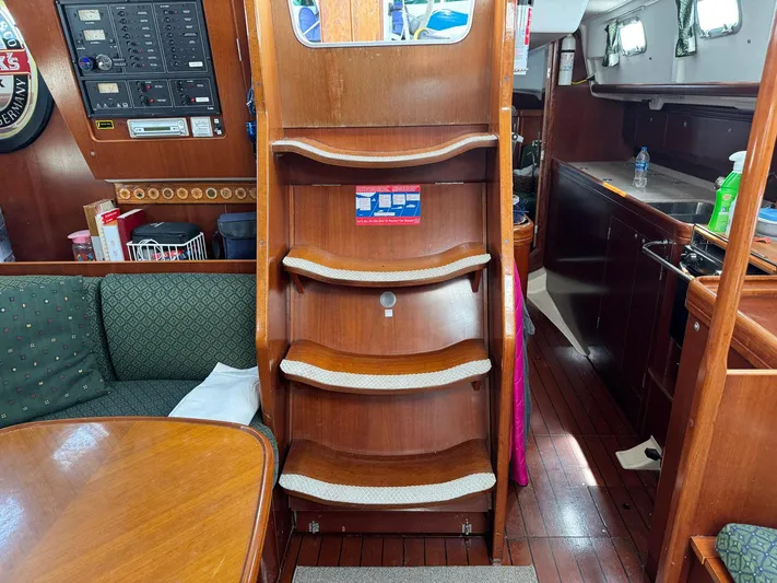 Soundwaves Yacht Photos Pics 