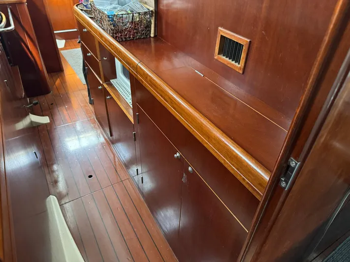 Soundwaves Yacht Photos Pics 