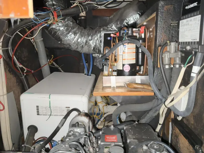 Soundwaves Yacht Photos Pics 