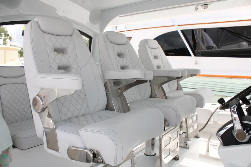 Hcb 53' Suenos Yacht Photos Pics Luxurious seating in the 2024 HCB Suenos boat.