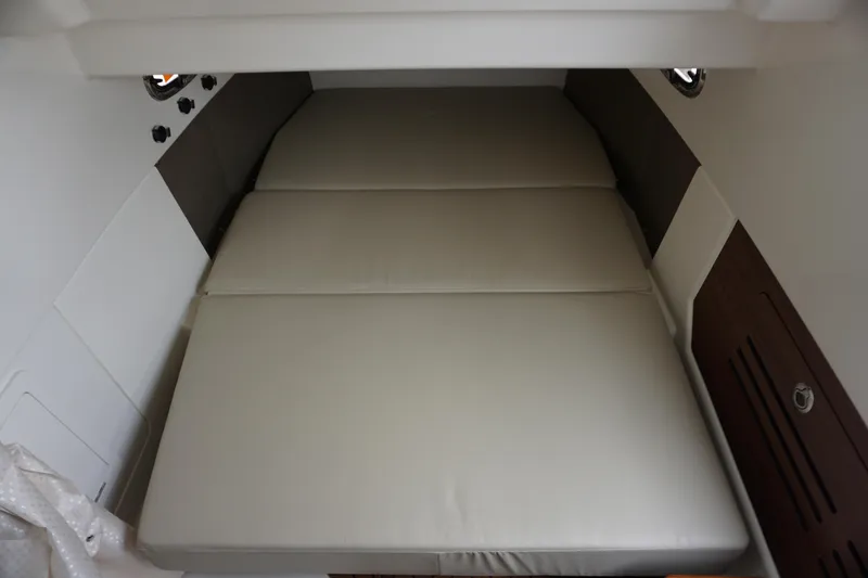 Bwce0497i324 Yacht Photos Pics 