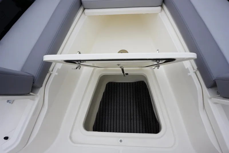 Bwce0497i324 Yacht Photos Pics 