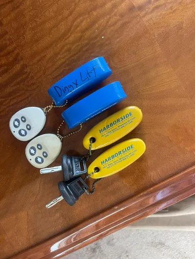 Rudee's Ruckus Yacht Photos Pics 