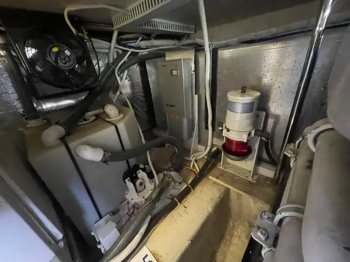 Rudee's Ruckus Yacht Photos Pics 