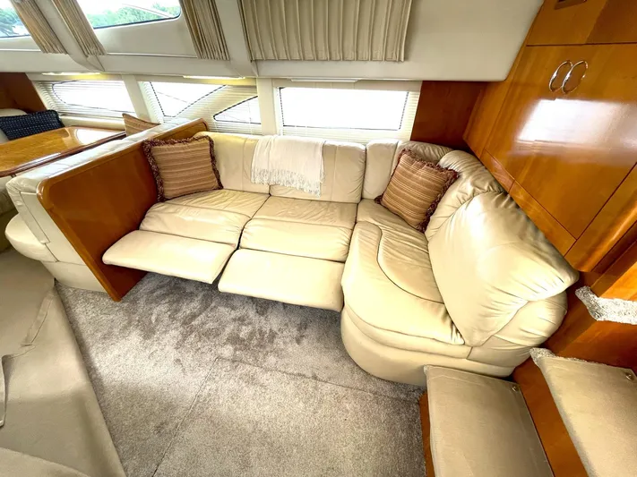Rudee's Ruckus Yacht Photos Pics SALON SOFA TO STBD WITH TWIN RECLINERS