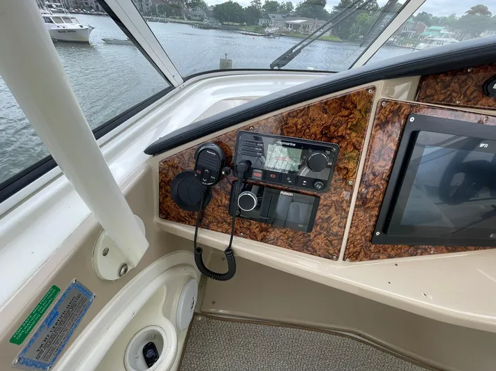 Rudee's Ruckus Yacht Photos Pics NEW FUSION STEREO & VHF RADIO 2025!!