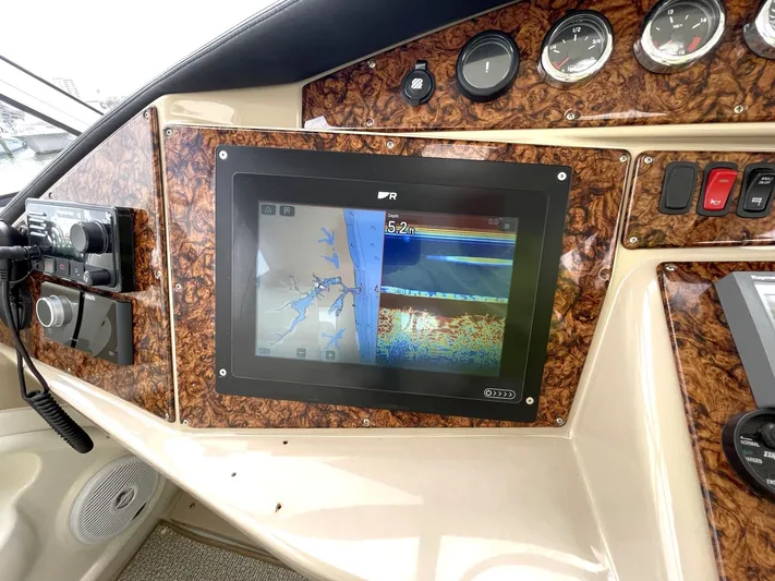 Rudee's Ruckus Yacht Photos Pics TWIN 12" RAYMARINE AXIOM MSD'S DIGITAL RADAR, SOUNDER, AND CHART PLOTTERS!!