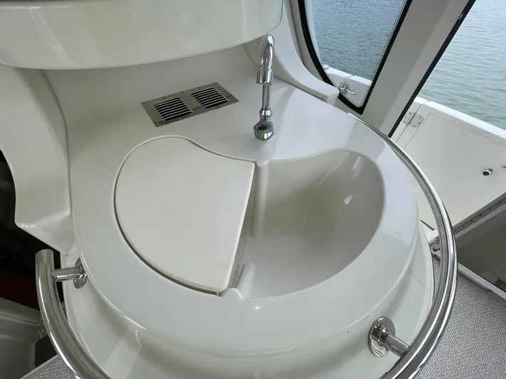 Rudee's Ruckus Yacht Photos Pics 