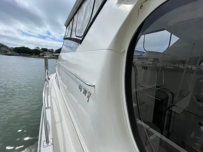 Rudee's Ruckus Yacht Photos Pics PORT SIDE DECKS WITH SHINY GLEAMING GELCOAT!!