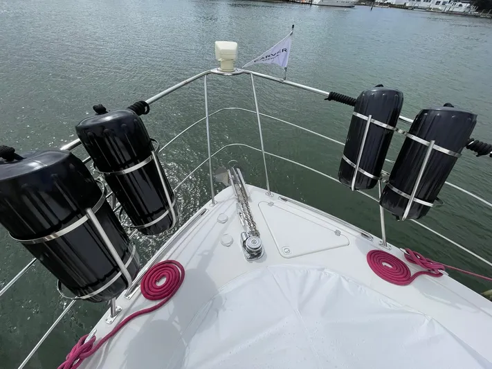 Rudee's Ruckus Yacht Photos Pics WINDLASS ANCHOR W/UPGRADED ANCHOR!!