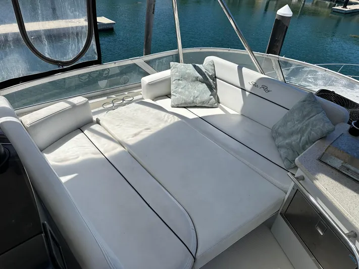  Yacht Photos Pics 2008 Sea Ray 47 Sedan Bridge yacht with spacious sun deck and comfortable seating.