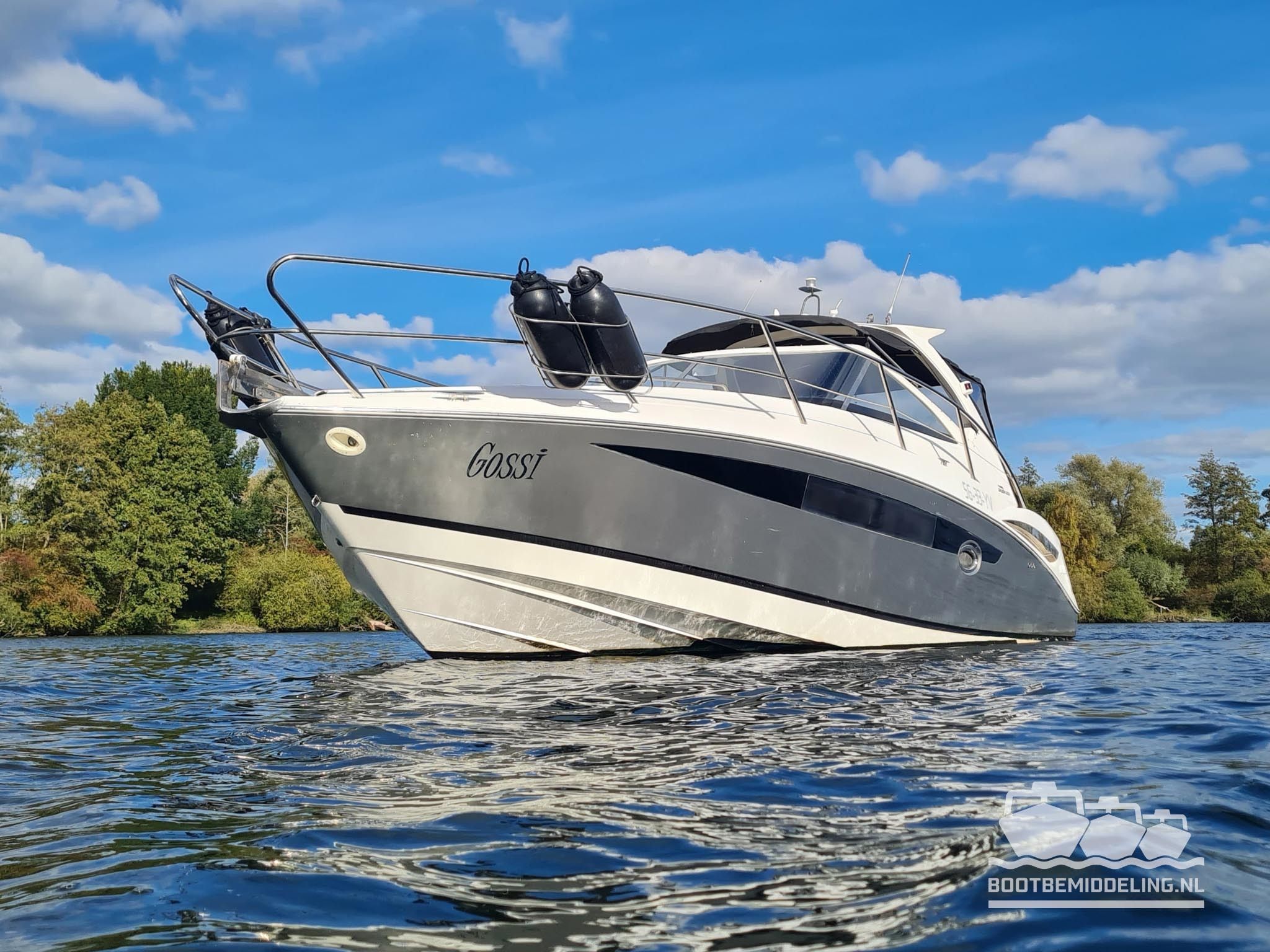 2009 Galeon 325 Open