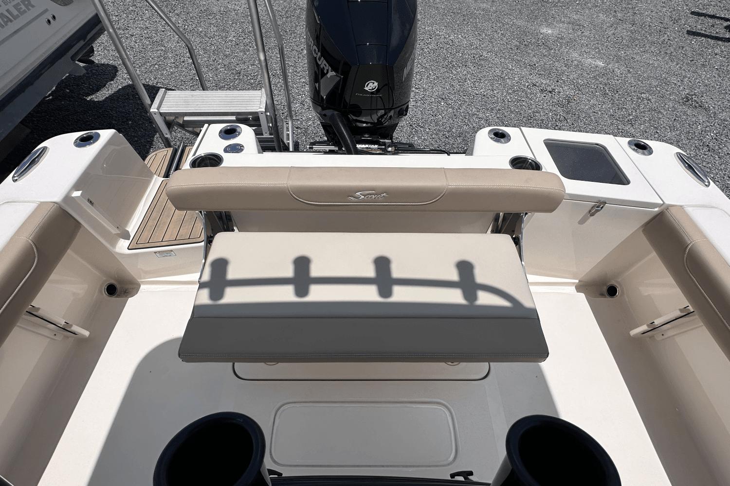 2023 Scout 215 XSF Sport Fishing for sale - YachtWorld