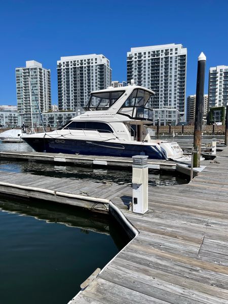 1999 Sea Ray 480 Sedan Bridge