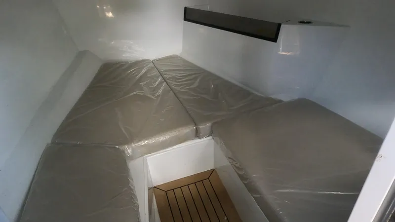 Rand Leisure 28 Yacht Photos Pics 