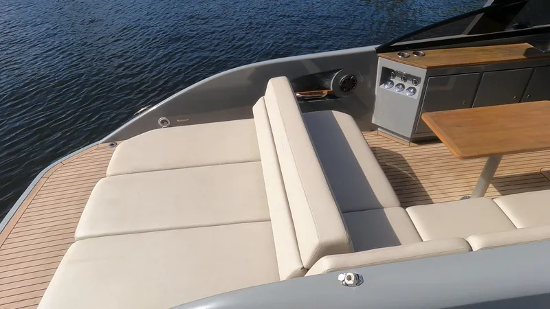 Rand Leisure 28 Yacht Photos Pics 