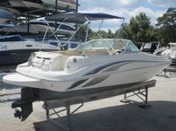 1999 Sea Ray 210 Sundeck