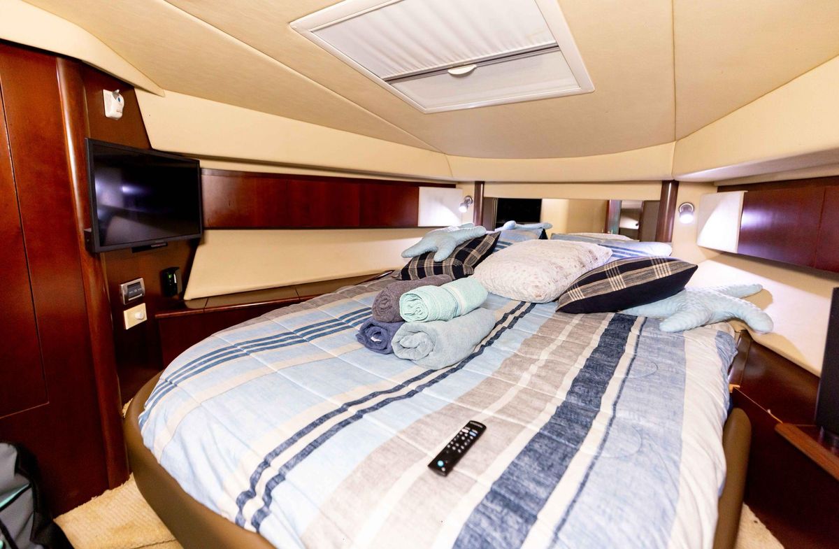 2006 Sea Ray 44 