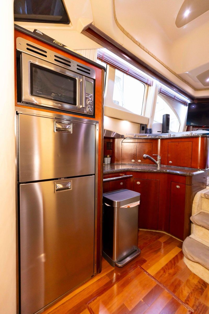 2006 Sea Ray 44 