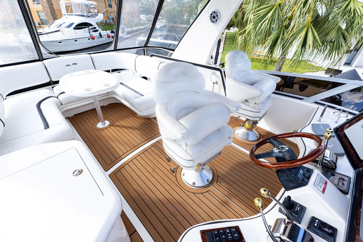 2006 Sea Ray 44 
