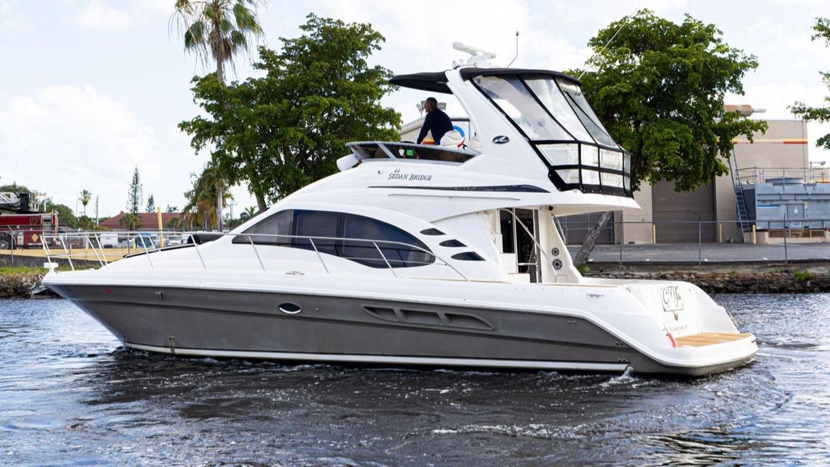 2006 Sea Ray 44 