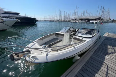 2018 Jeanneau CAP CAMARAT 7.5 BR